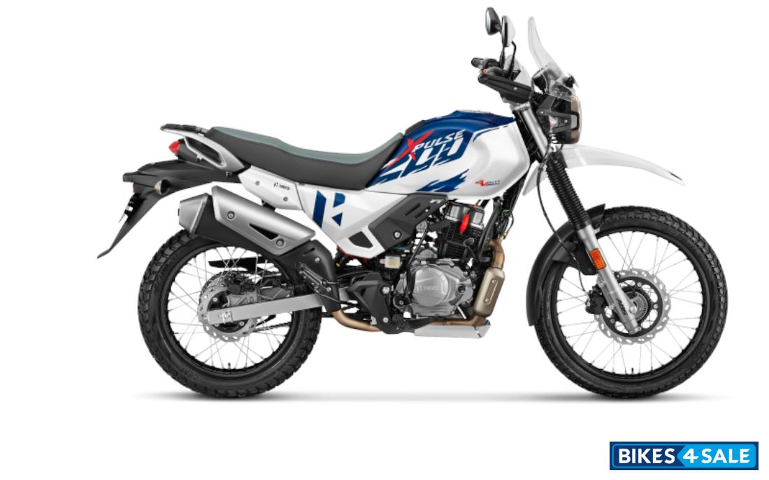 Hero Xpulse 200 4V Metallic Nexus Blue White