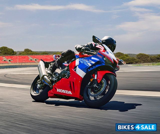Honda 2023 CBR1000RR-R Fireblade