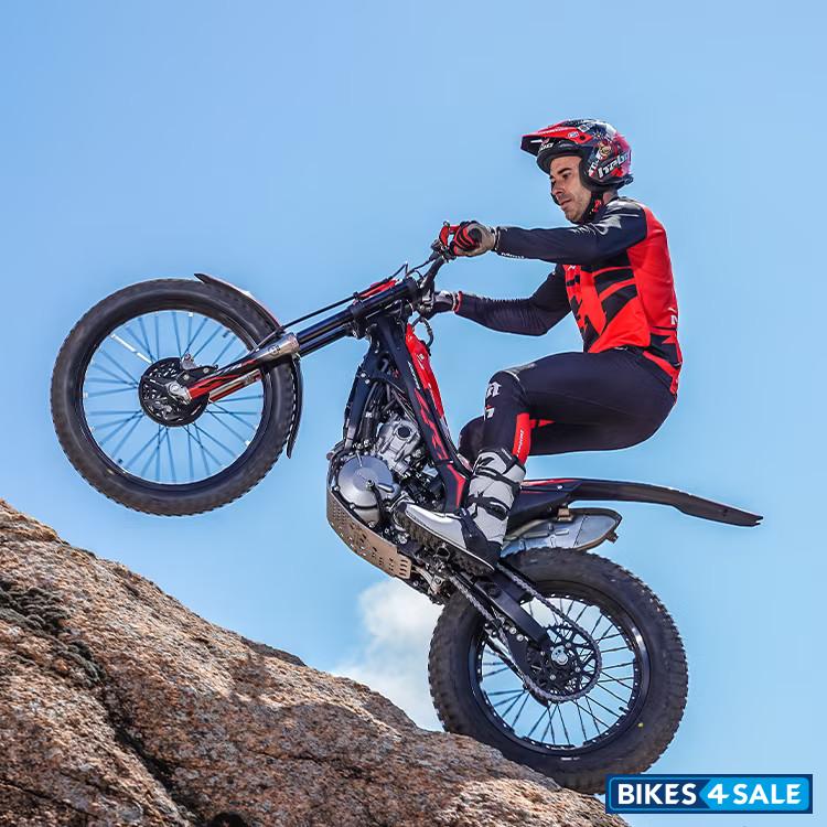 Honda Montesa Cota 4RT 260R