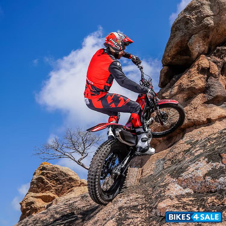 Honda Montesa Cota 4RT 260R