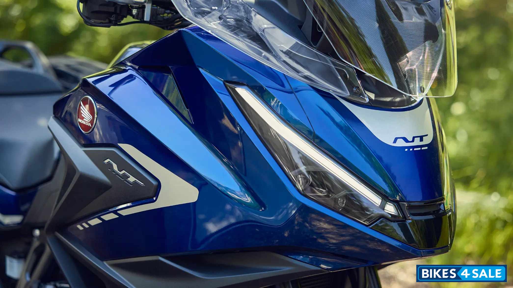 Honda NT1100 2025 LED Headlight and DRLs