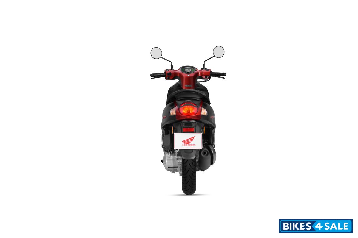 Honda Scoopy Club 12