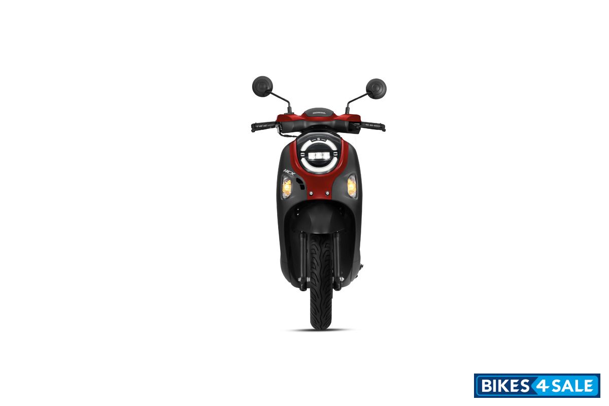 Honda Scoopy Club 12