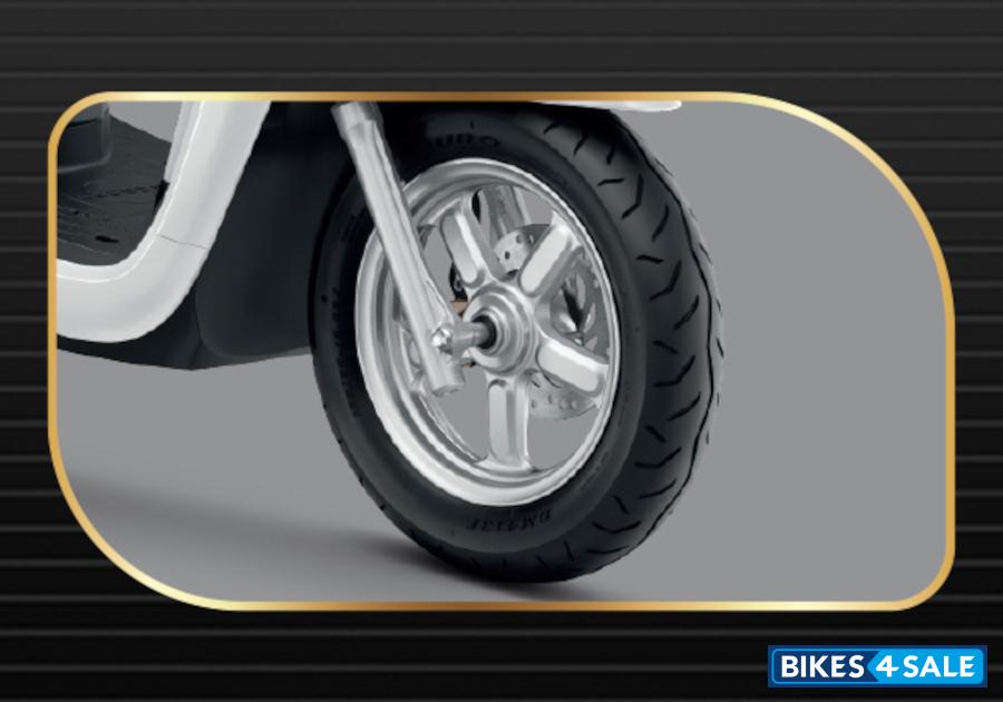 Honda Scoopy Prestige 12 inch wheels