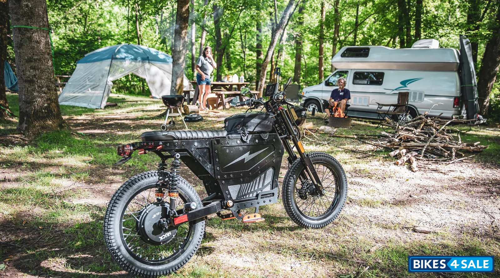 Huck 2023 Overland S