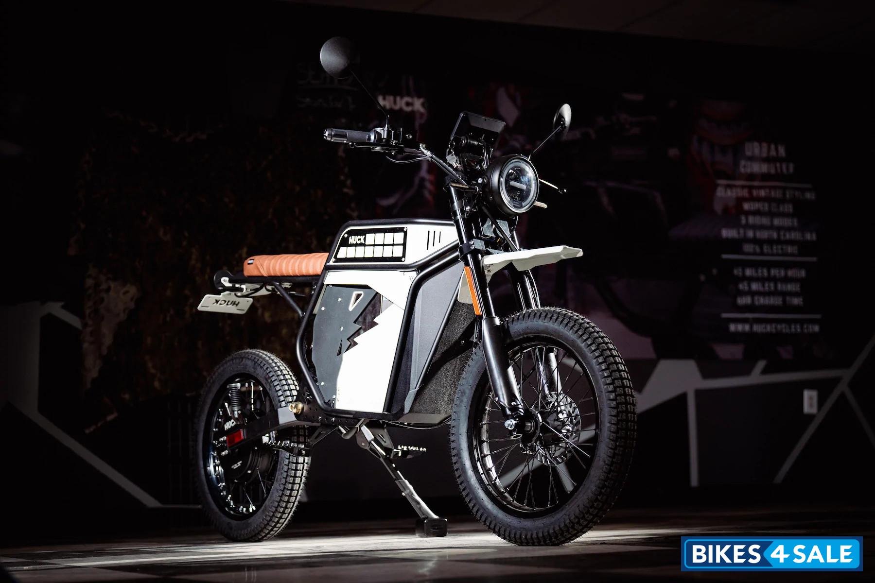 Huck 2023 Stinger Frost