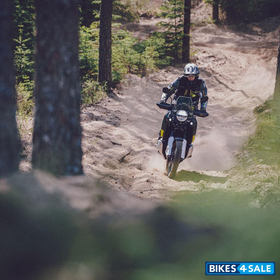 Husqvarna Norden 901 2022