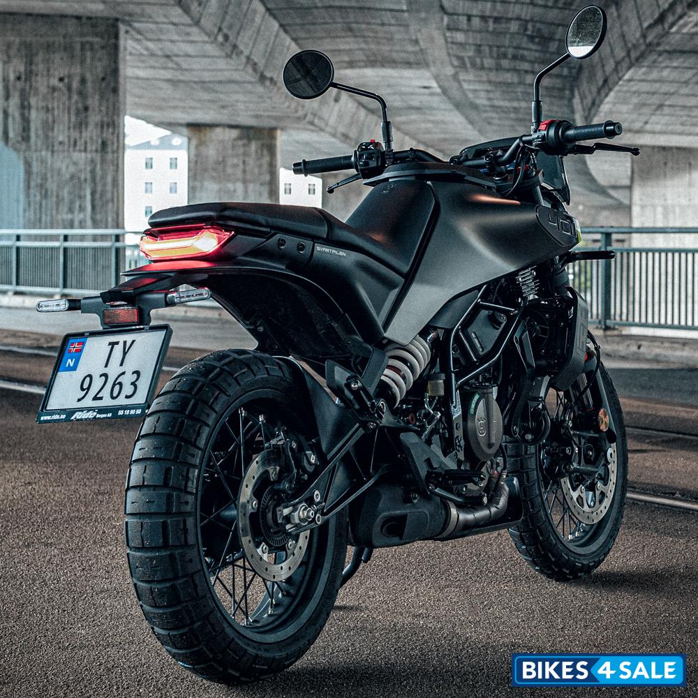 Husqvarna Svartpilen 401 2024