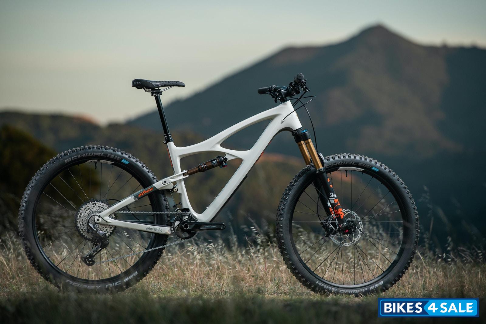 Ibis Mojo