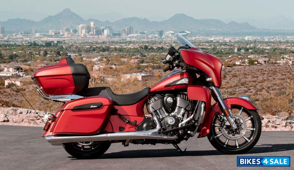 Indian Roadmaster Dark Horse