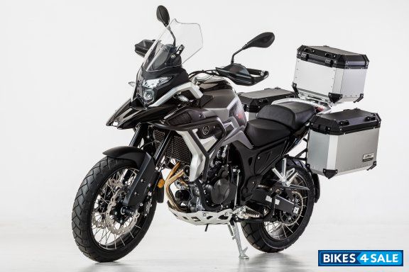 Jawa RVM 500 Black