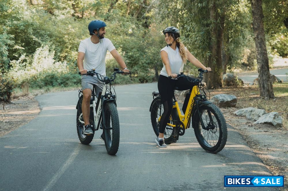 Juiced Bikes RipCurrent S Step-Through