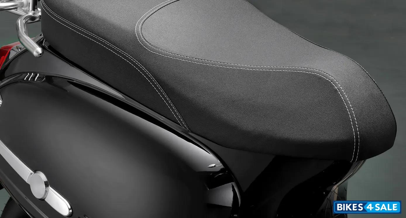 Juneng Bravo S 125 Leather Cushion