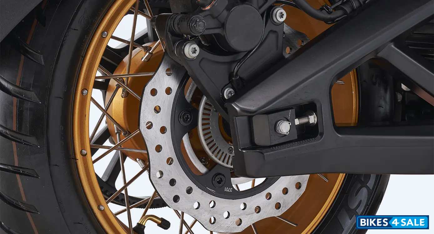 Juneng Orion Disc brakes