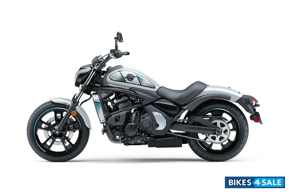 Kawasaki 2022 Vulcan S PEARL ROBOTIC WHITE