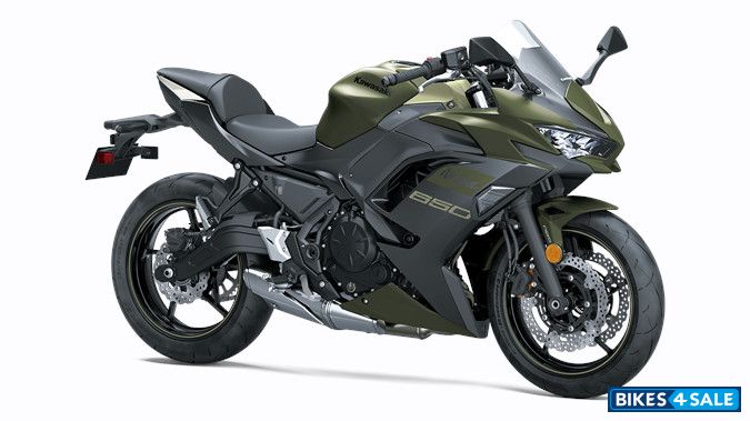 Kawasaki 2024 Ninja 650 Metallic Matte Graphene Steel Gray/Ebony
