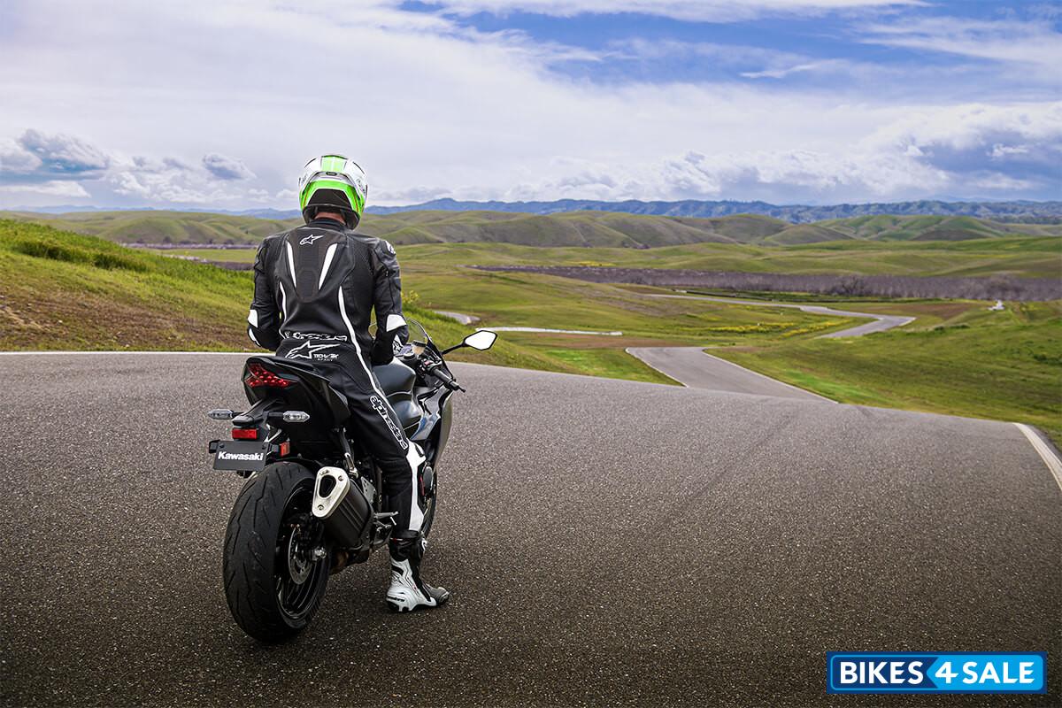 Kawasaki 2024 Ninja ZX-6R