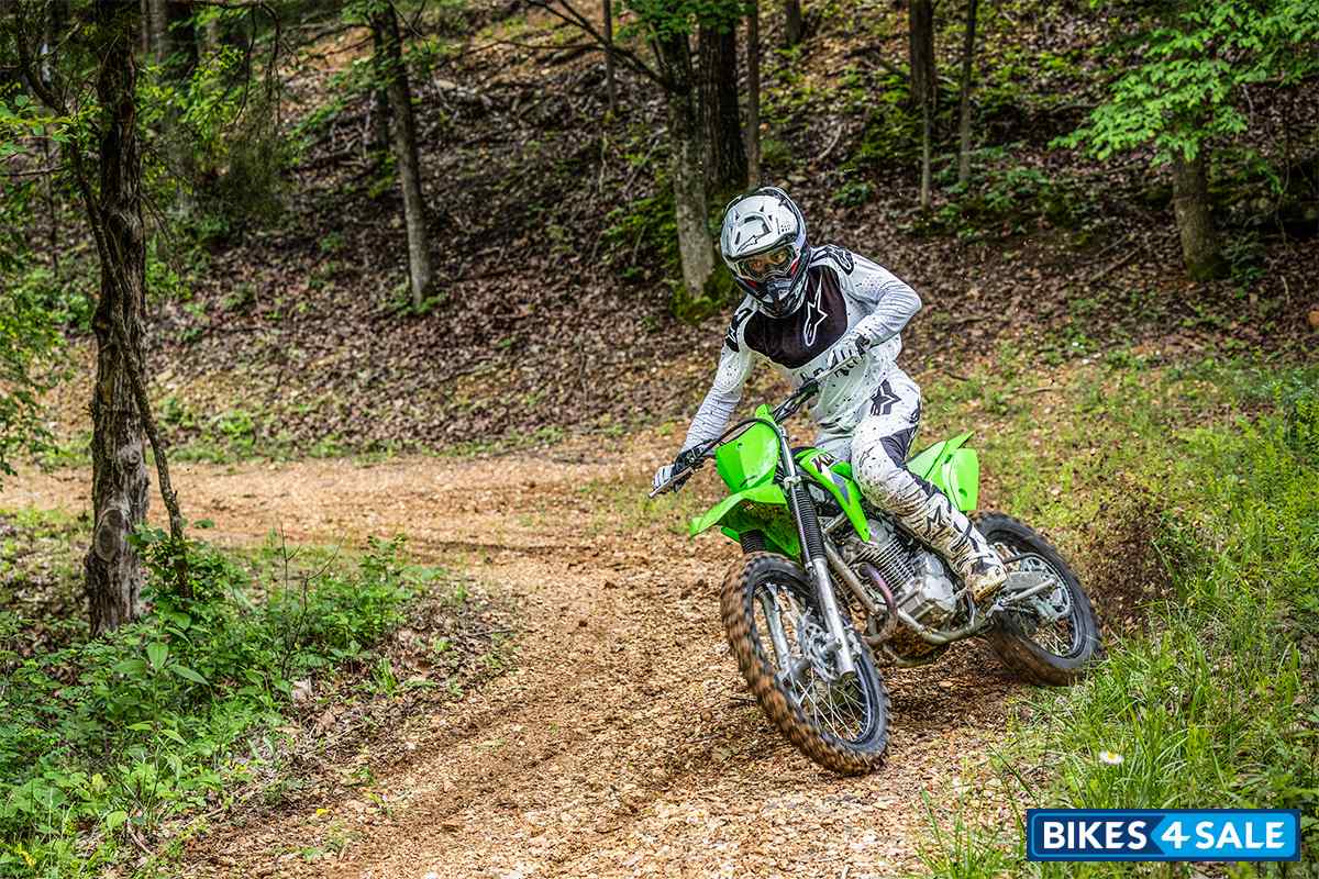 Kawasaki KLX 230R 2026