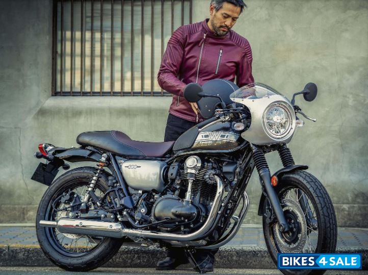 Kawasaki W800 Cafe