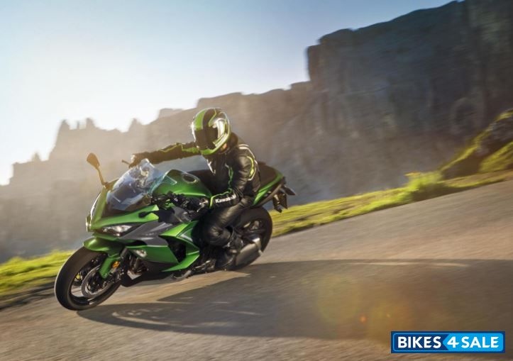 Kawasaki Z1000SX TOURER