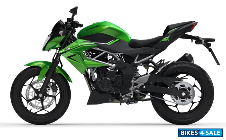 Kawasaki Z125 Candy Lime Green / Metallic Spark Black