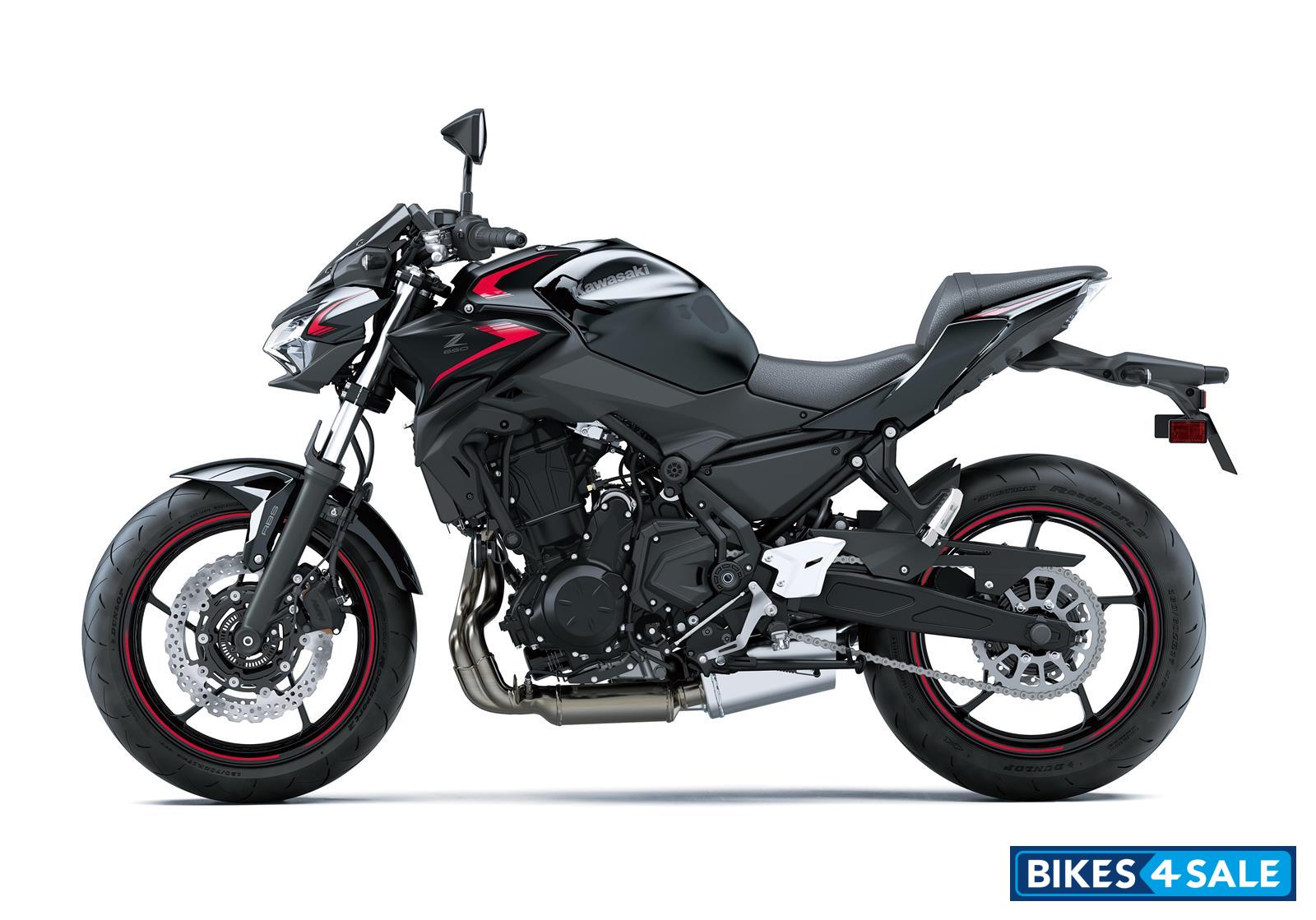 Kawasaki Z650 2023 - Metallic Spark Black / Metallic Flat Spark Black