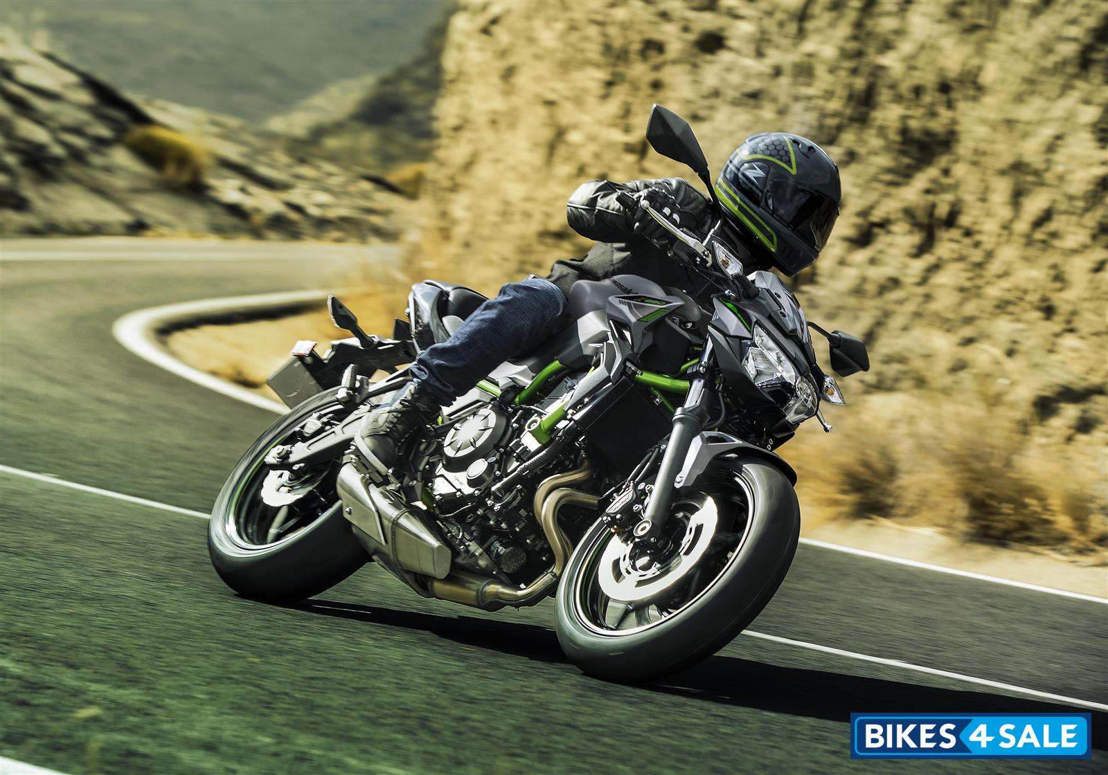 Kawasaki Z650 2023 Metallic Matte Graphenesteel Gray / Ebony