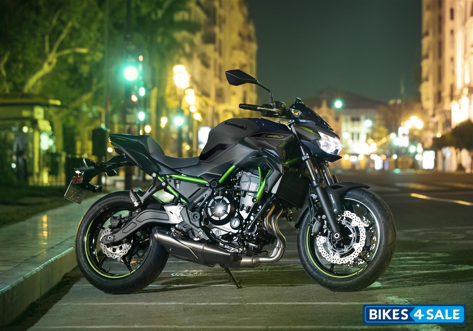 Kawasaki Z650 2023