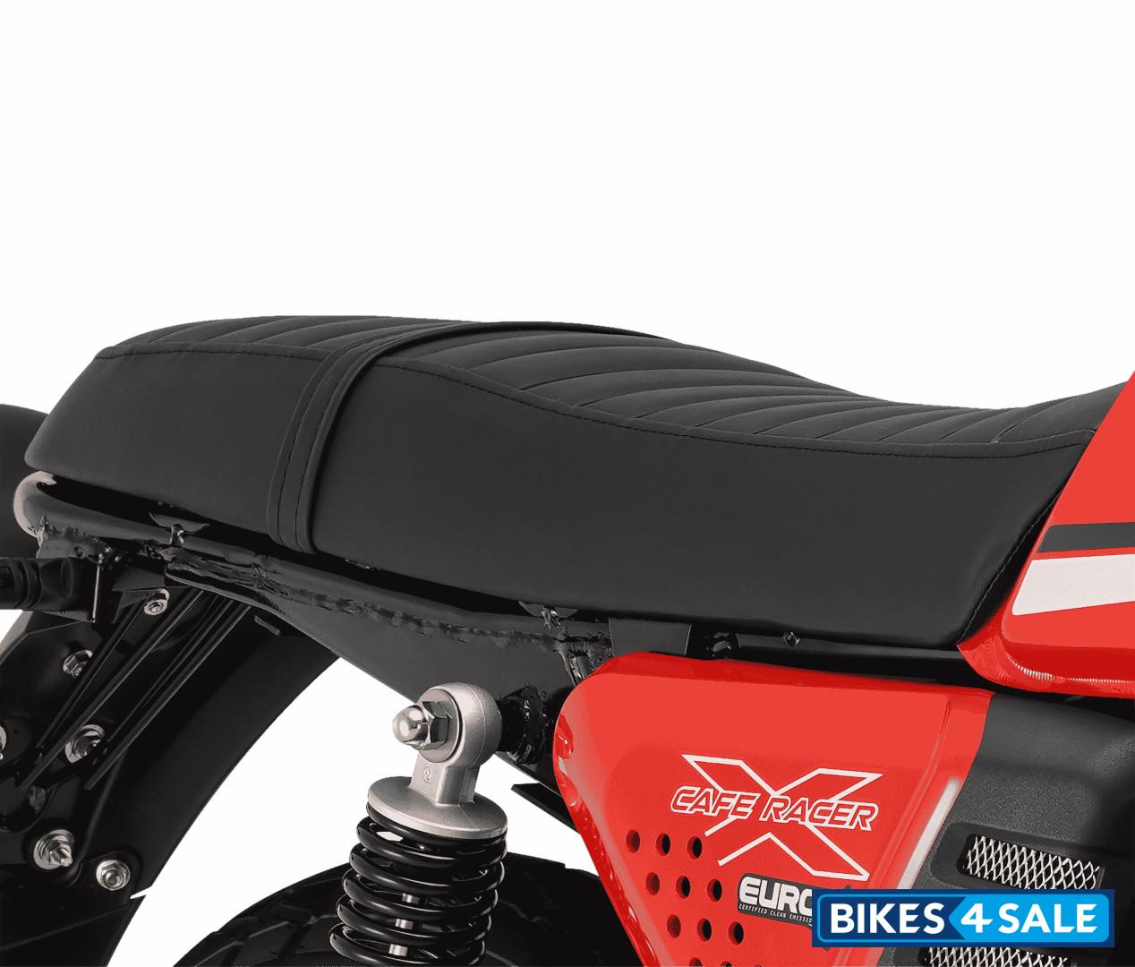 Keeway Cafe Racer X 152 Double Saddle