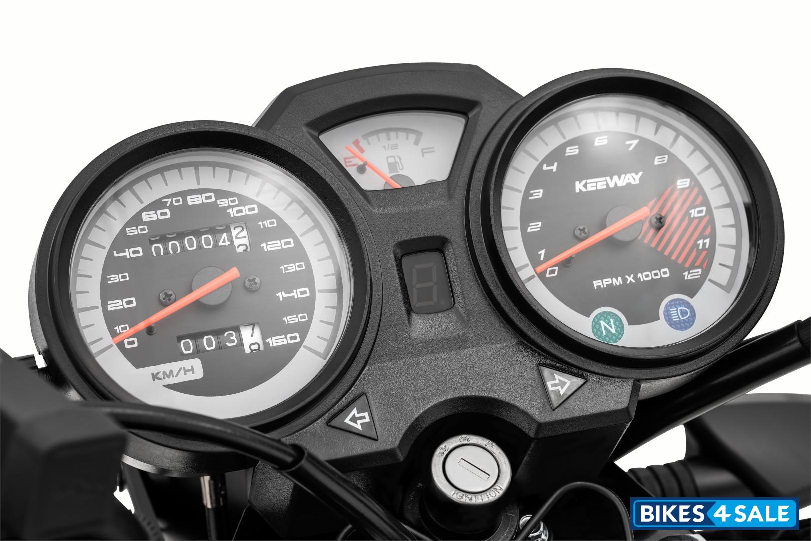 Keeway RK 125 E Double Dials