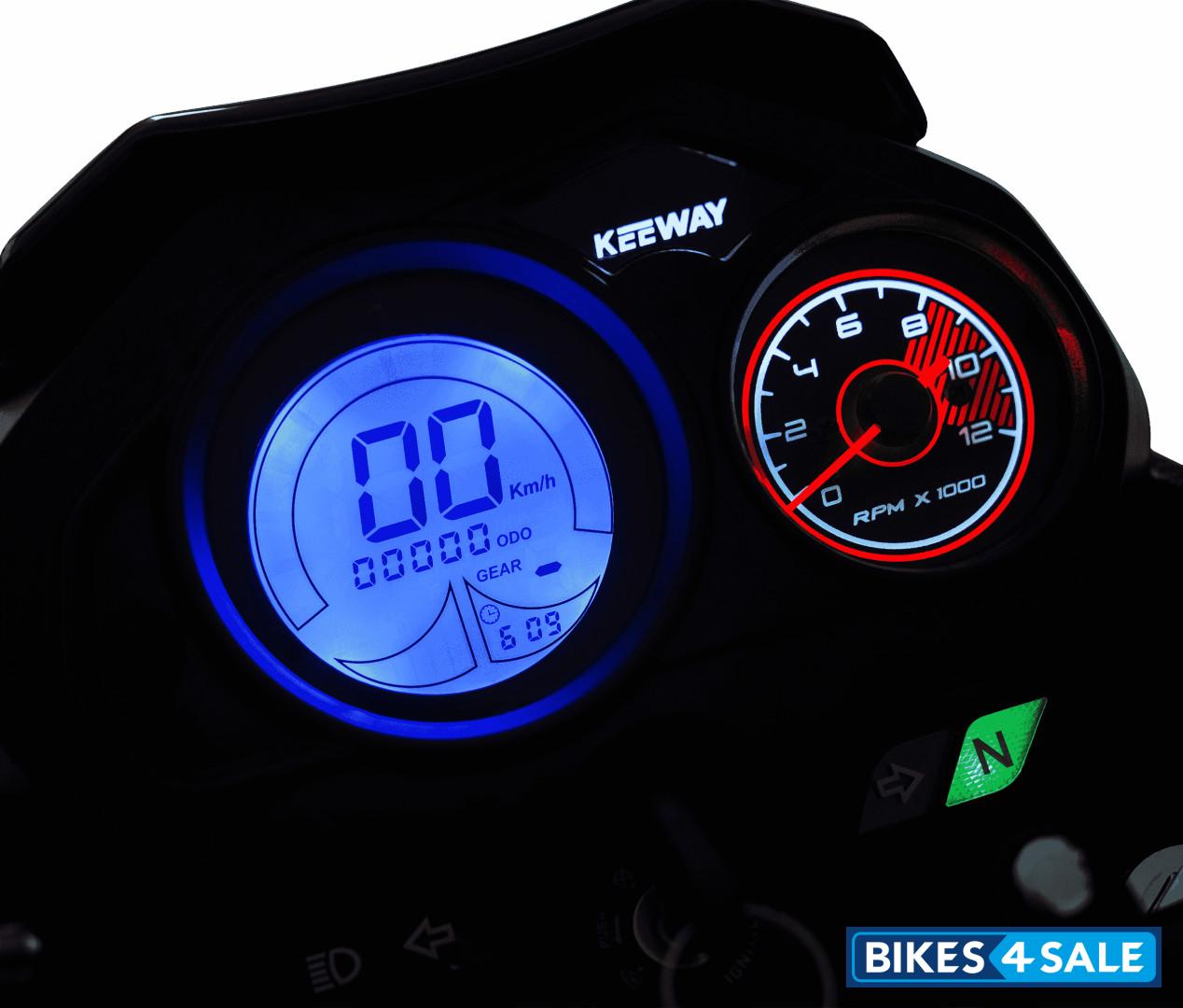 Keeway RK 200 Digital Dash