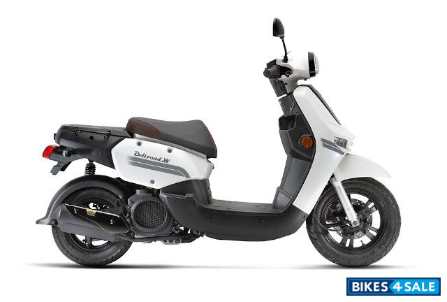 KR Motors Deliroad W