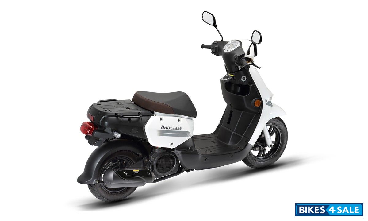 KR Motors Deliroad W