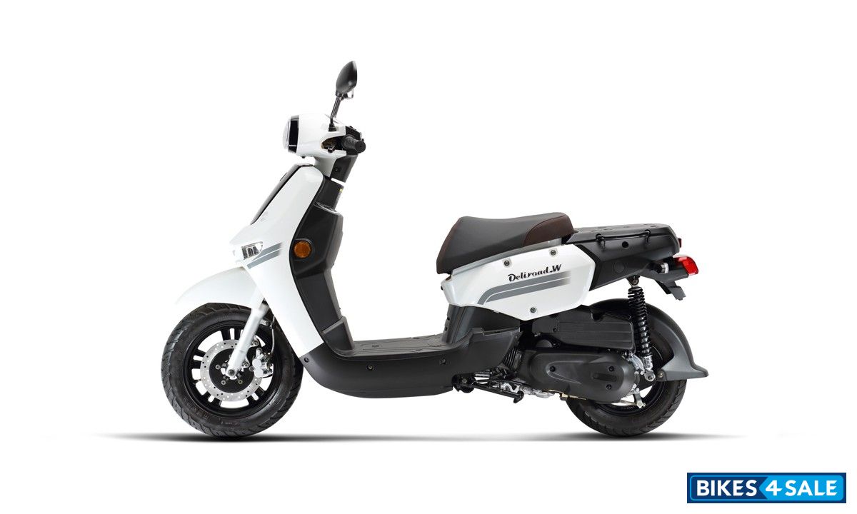 KR Motors Deliroad W