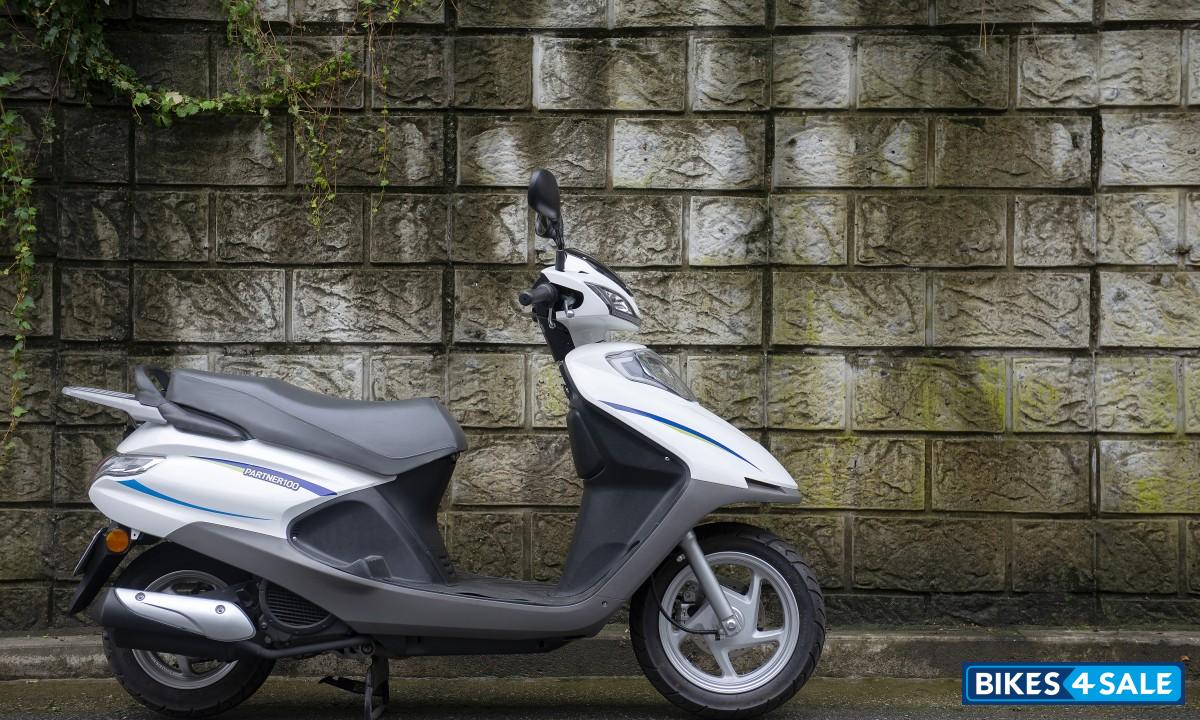 KR Motors Partner 100