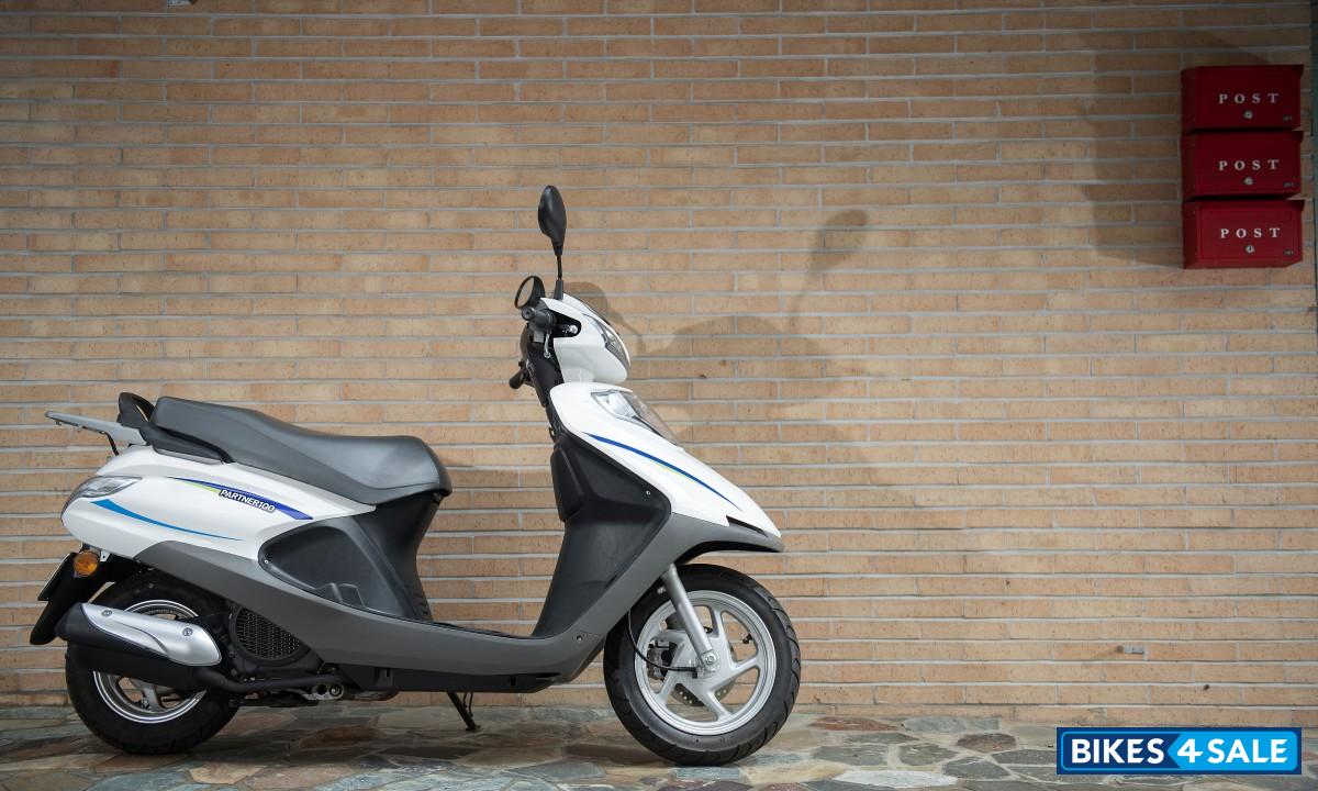 KR Motors Partner 100