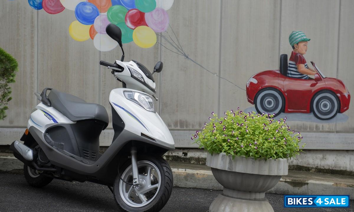 KR Motors Partner 100