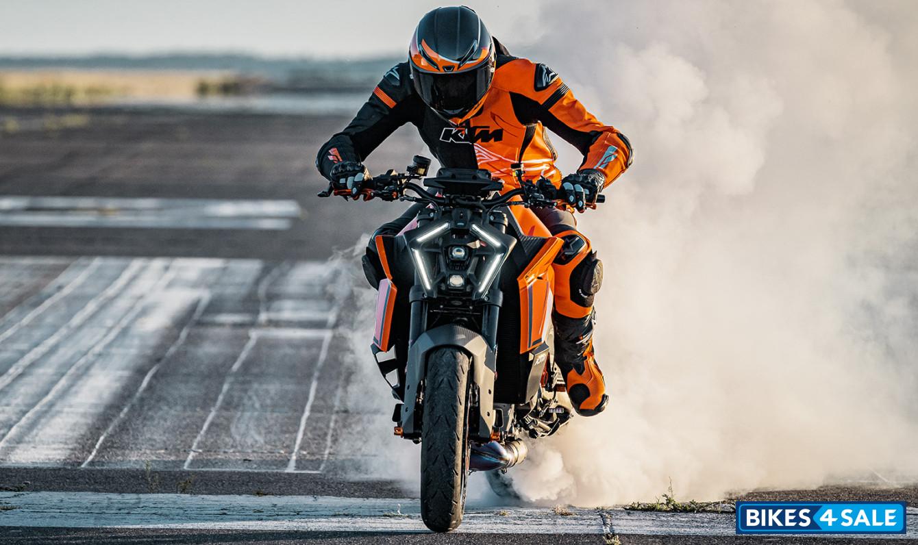 KTM 1390 Super Duke R 2024