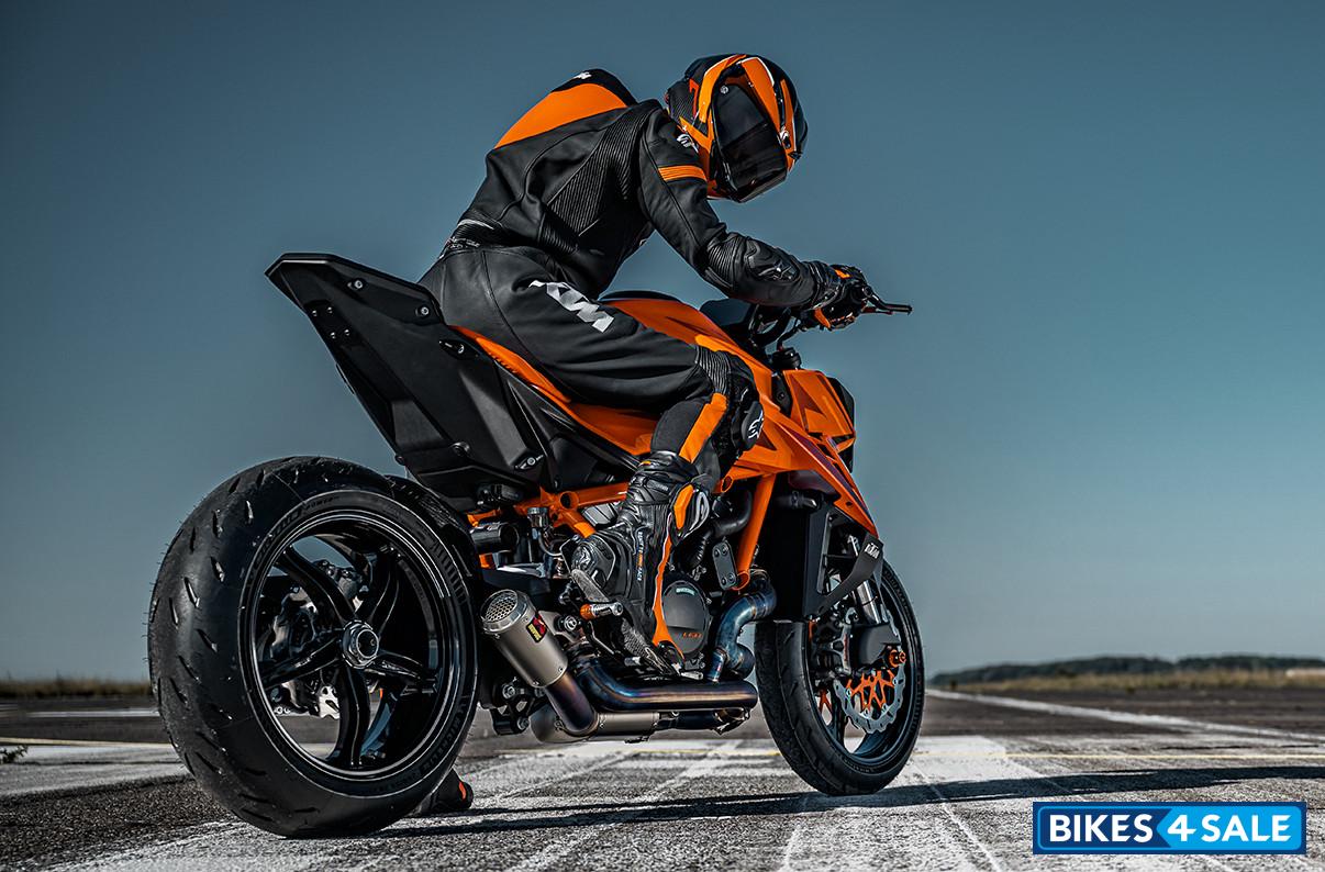 KTM 1390 Super Duke R Evo 2024