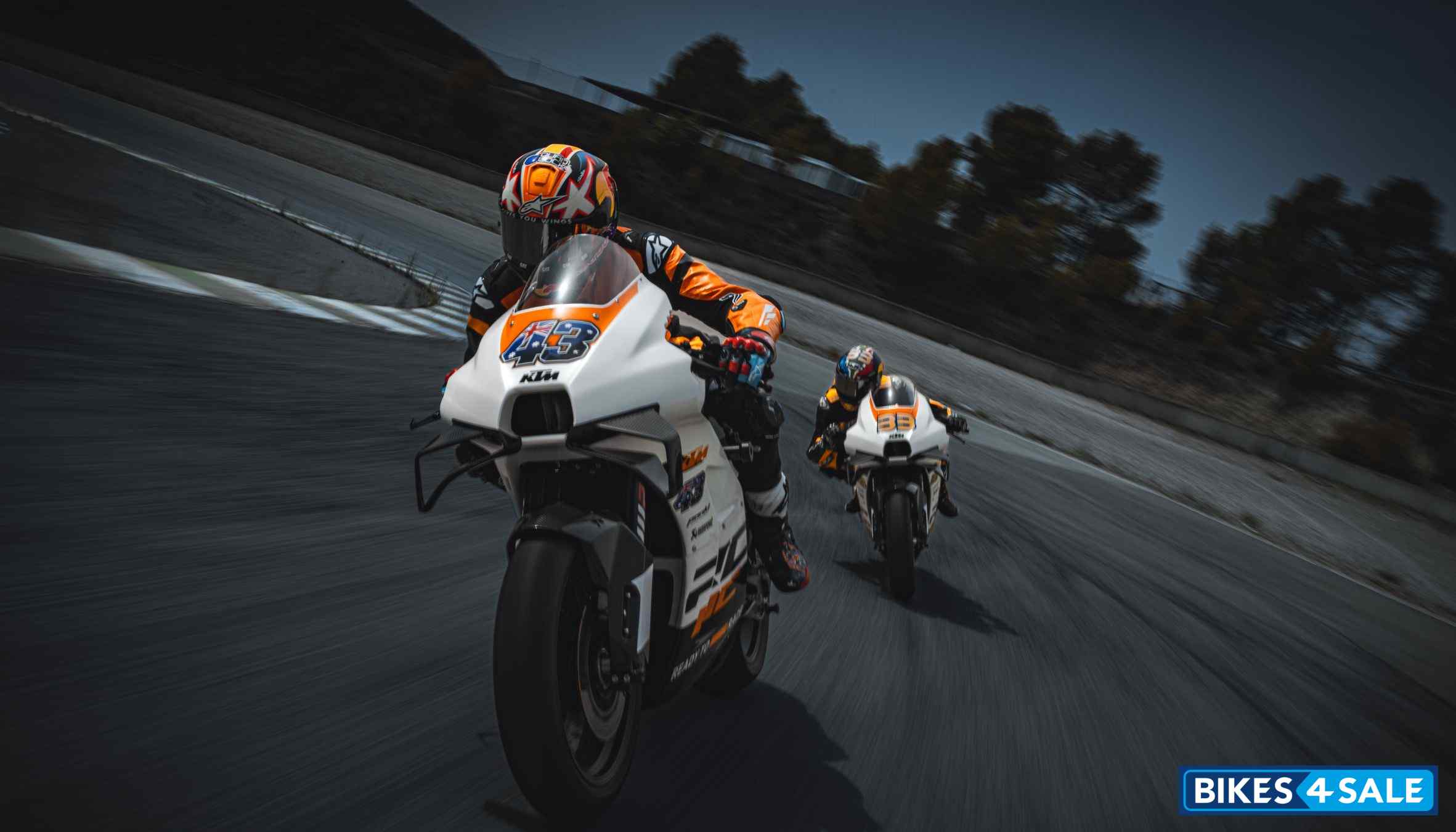 KTM 2024 RC 8C