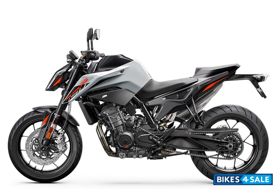 KTM 790 Duke 2024