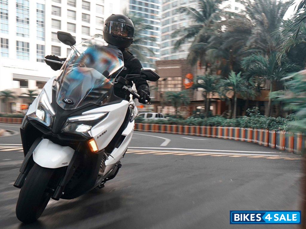 KYMCO XTown CT 300i noodoe