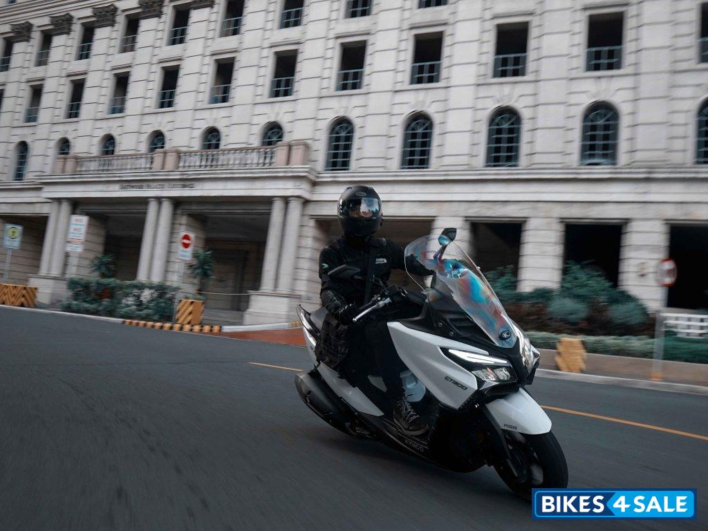 KYMCO XTown CT 300i noodoe