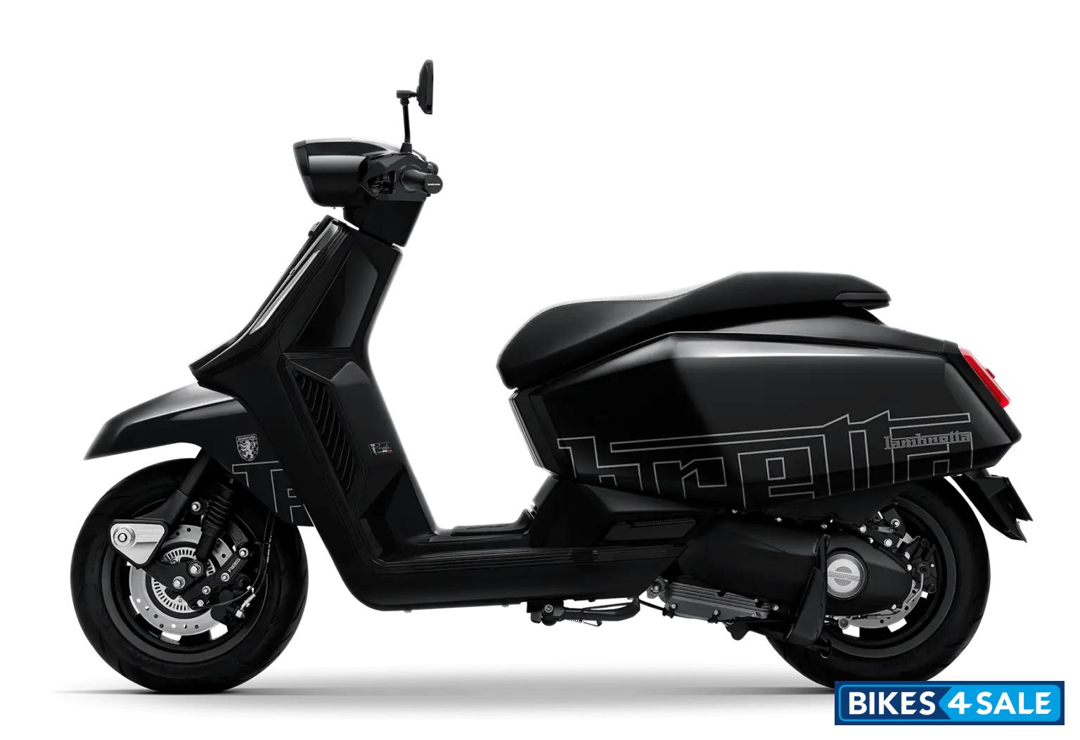 Lambretta X 300 GP 2025 Super Black