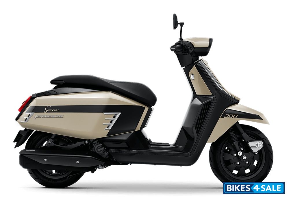 Lambretta X300 Special White Latte/Black