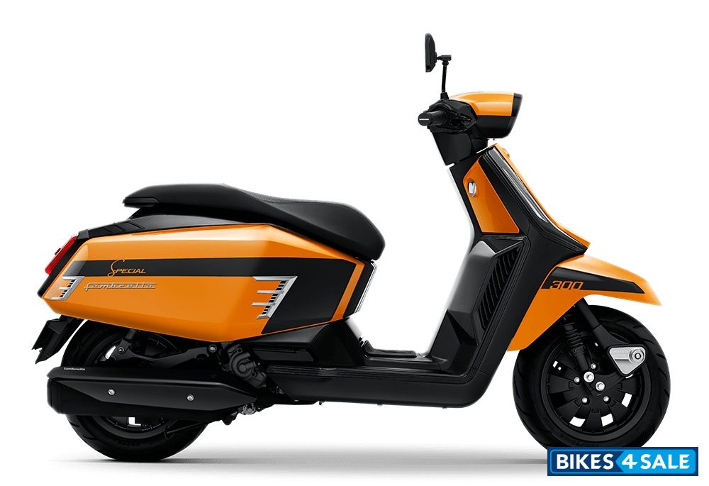 Lambretta X300 Special Yellow Mustard/Black