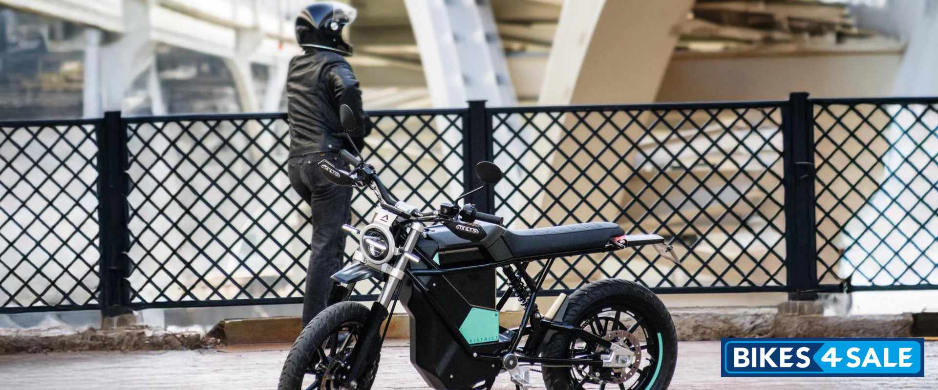 LAND Moto Street Moto