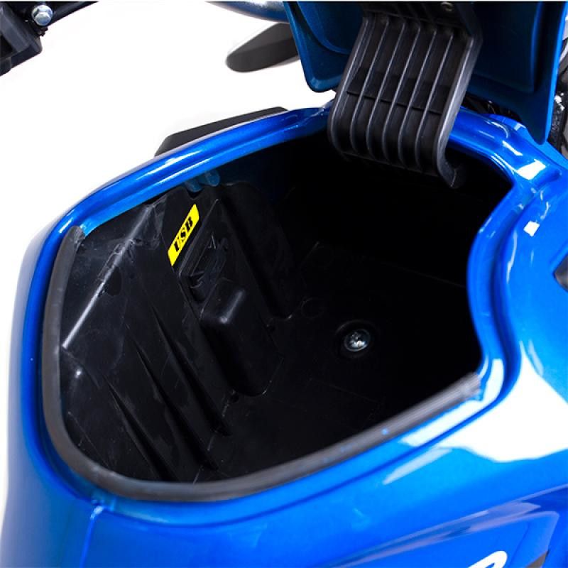 Lexmoto Cypher USB Charging port