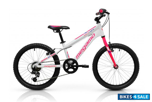 megamo Air Girl (21)