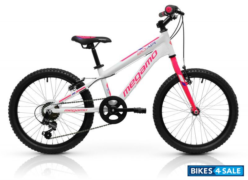 megamo Air Girl (22)